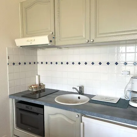 Cosy 2 Pieces Avec Parking A St-gilles-croix-de-vie - Fr-1-224-801 *