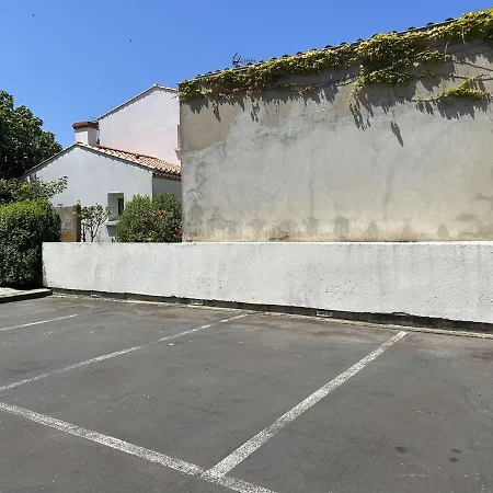 Διαμέρισμα Cosy 2 Pieces Avec Parking A St-gilles-croix-de-vie - Fr-1-224-801
